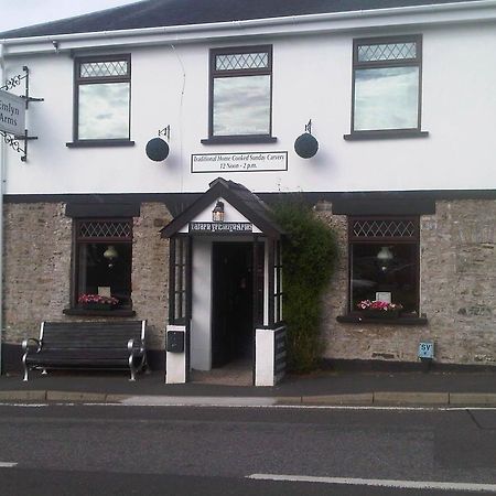 Emlyn Arms Bed & Breakfast Llanarthney Ngoại thất bức ảnh